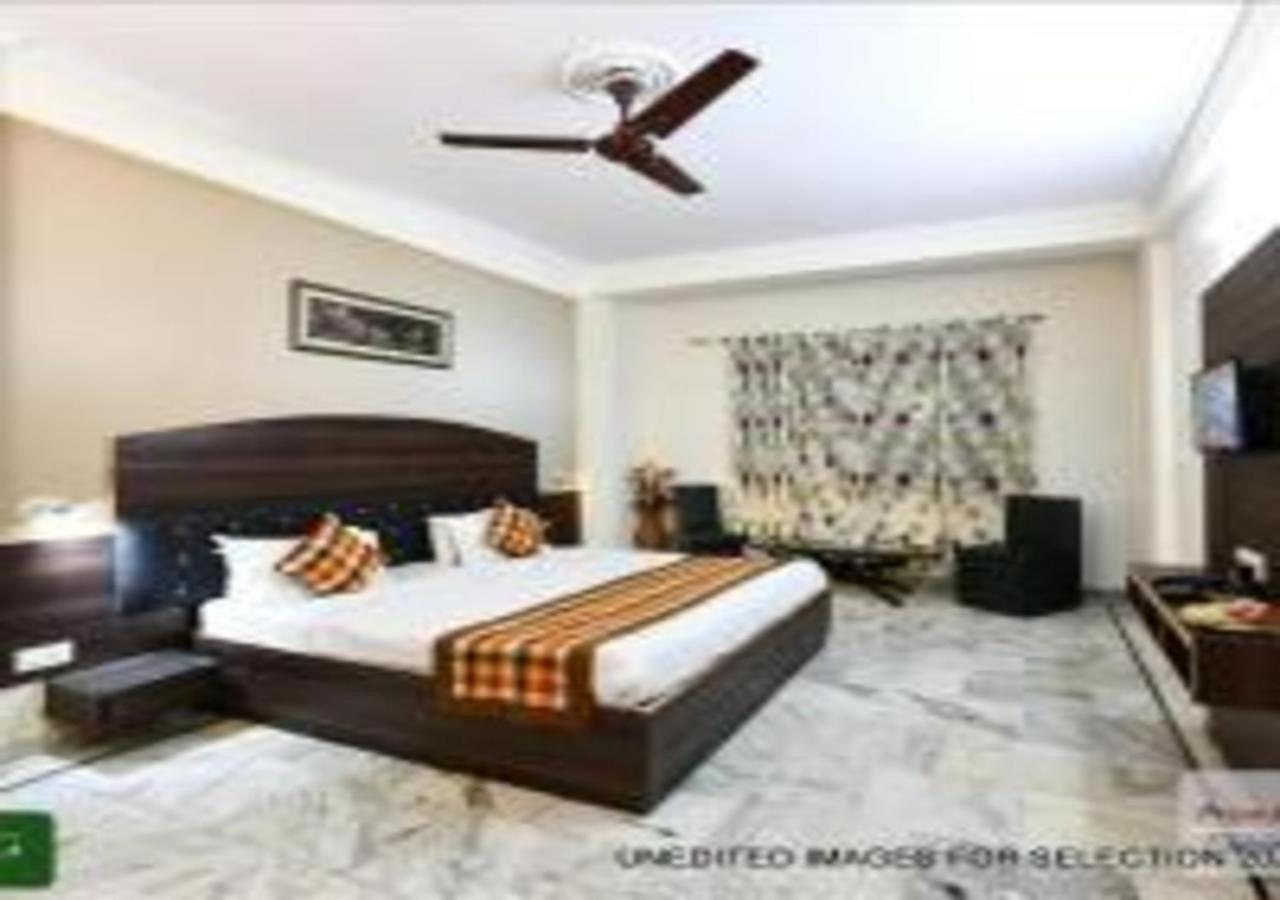 Hotel Chanakya Agra  Dış mekan fotoğraf