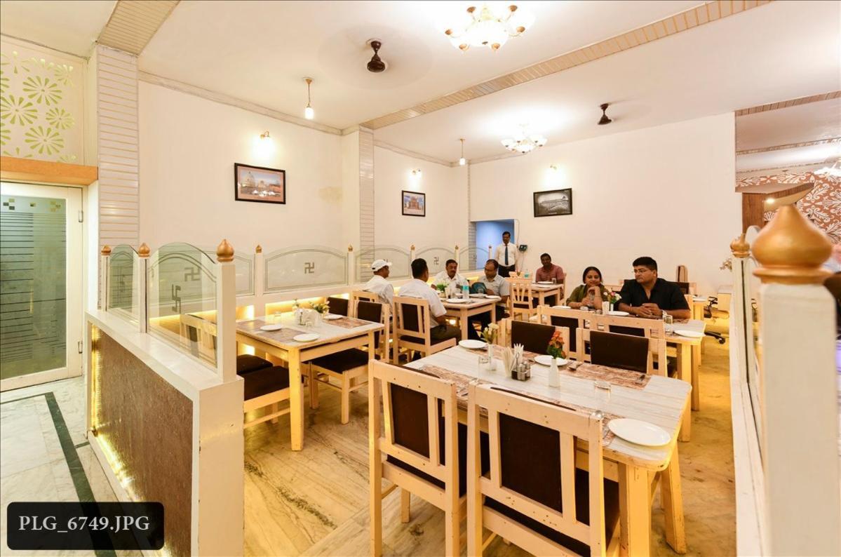 Hotel Chanakya Agra  Dış mekan fotoğraf